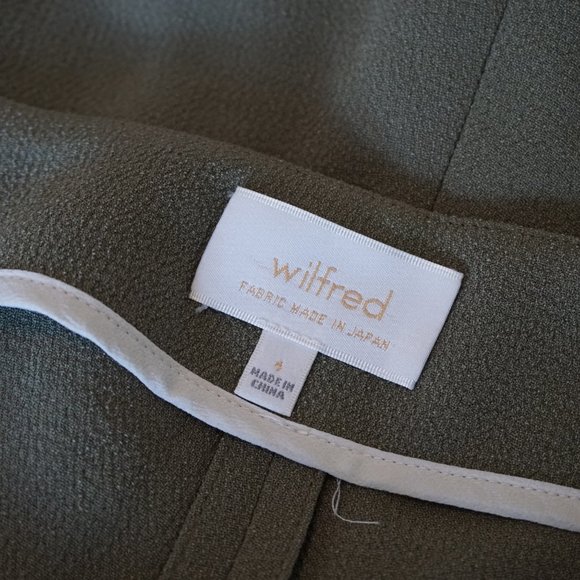 Aritzia Wilfred Mini Skirt, Size 6, Olive Green - Picture 4 of 4
